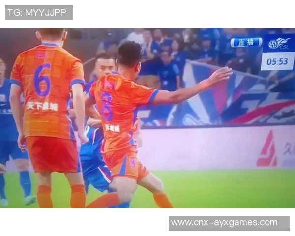 足球视频裁判技术革新助力比赛公平性提升与争议判罚解决新思路